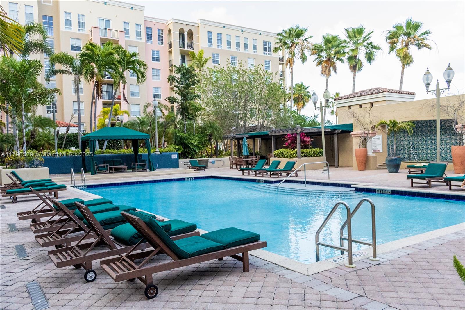 520 Southeast 5th Avenue, Unit 3302 Fort Lauderdale, FL 33301 - Photo 32 of 40