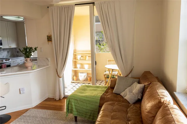 $479,000 | 520 Southeast 5th Avenue, Unit 3302, Fort Lauderdale, FL 33301