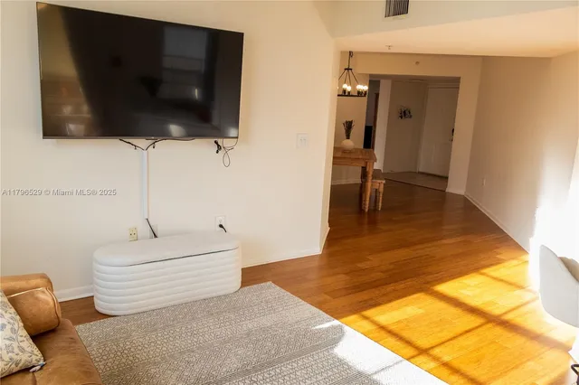 $479,000 | 520 Southeast 5th Avenue, Unit 3302, Fort Lauderdale, FL 33301