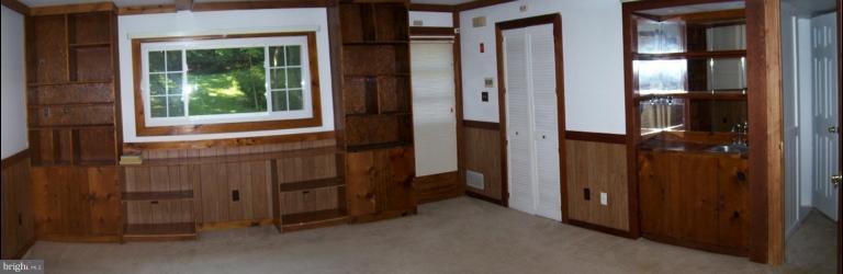 Interior (Office)