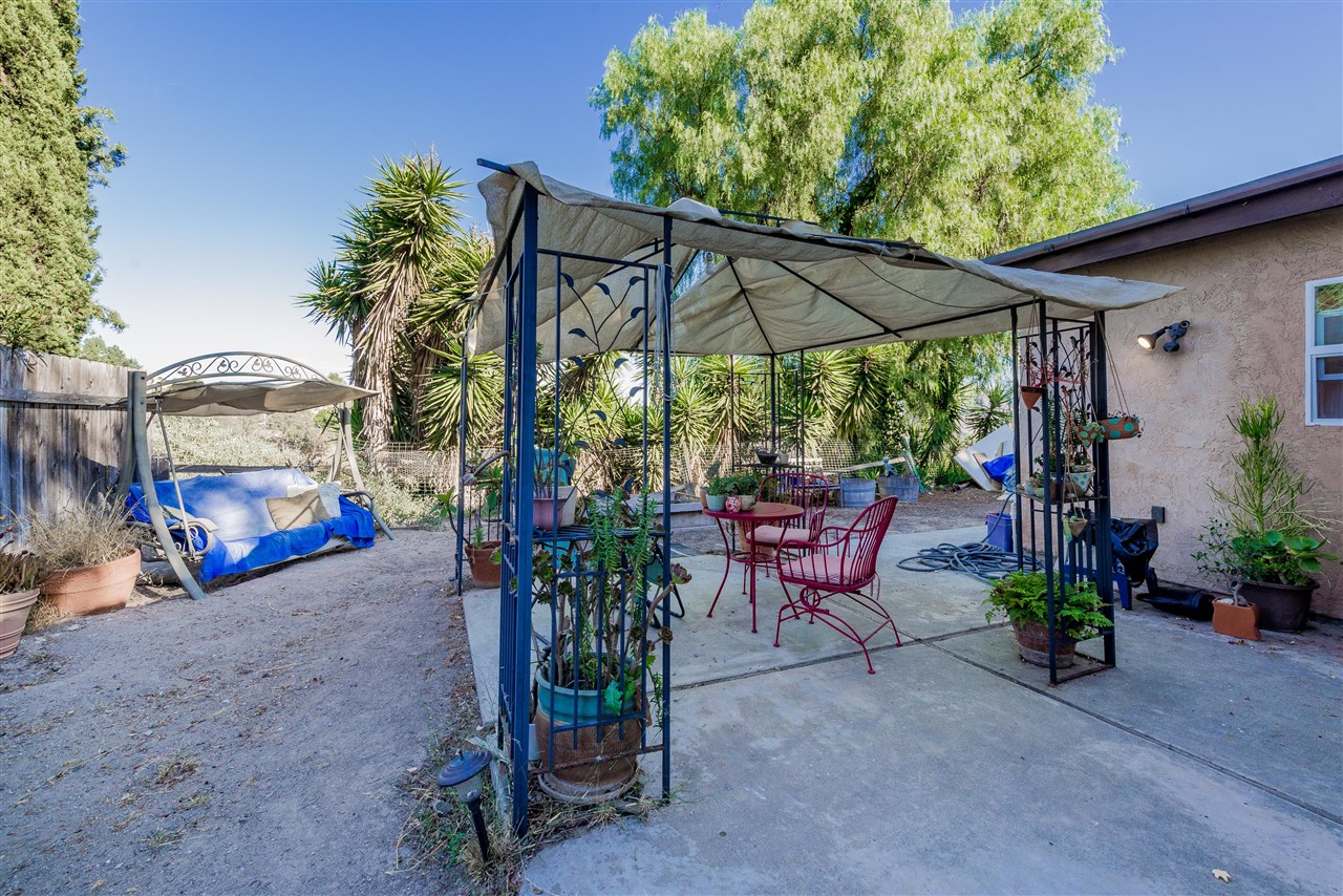 3040 Highlands Way Spring Valley, CA 91977 - Photo 22 of 25