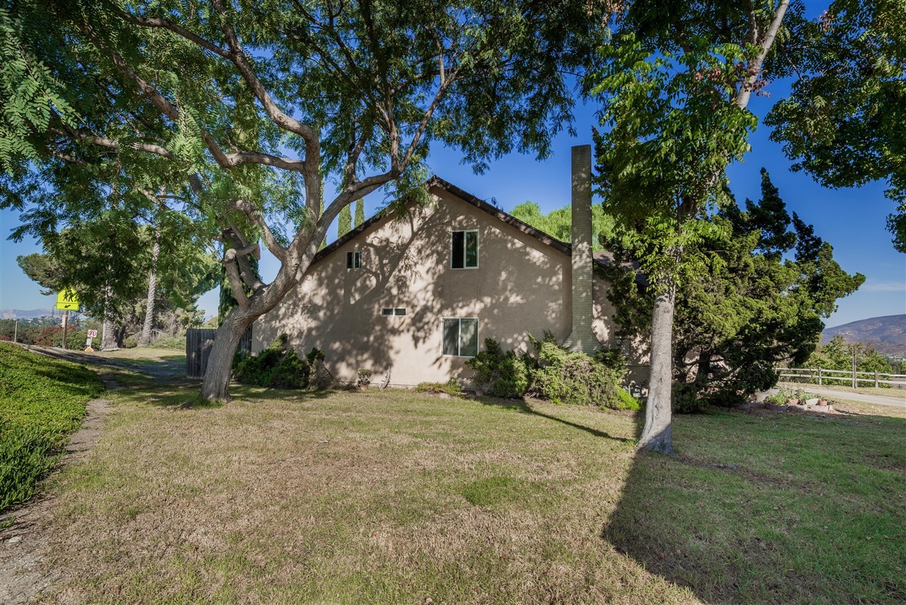 3040 Highlands Way Spring Valley, CA 91977 - Photo 23 of 25