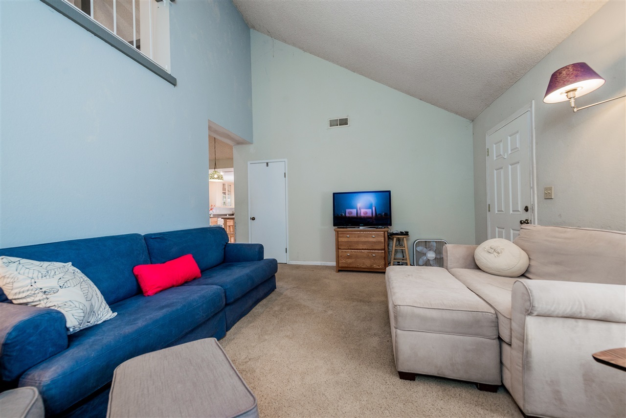 3040 Highlands Way Spring Valley, CA 91977 - Photo 5 of 25