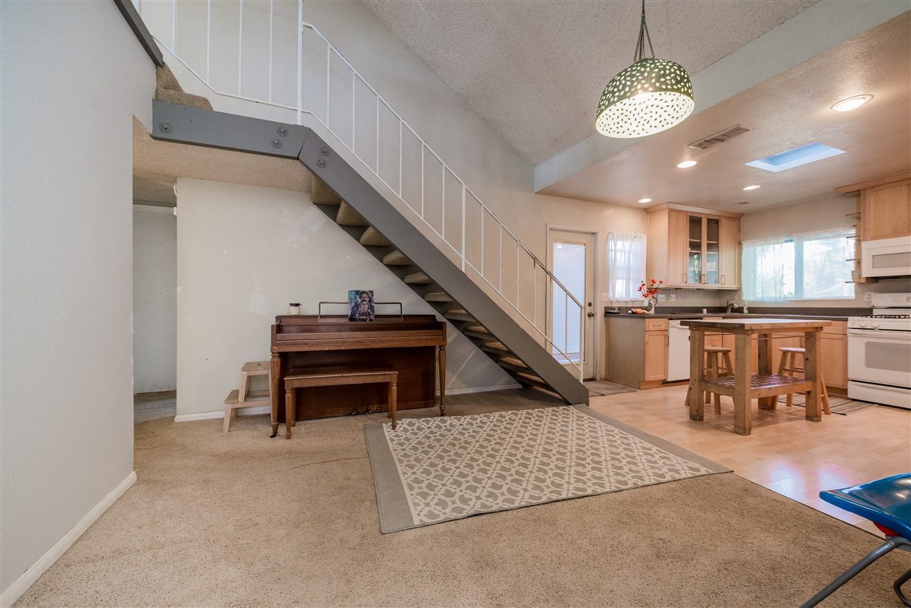 3040 Highlands Way Spring Valley, CA 91977 - Photo 7 of 25