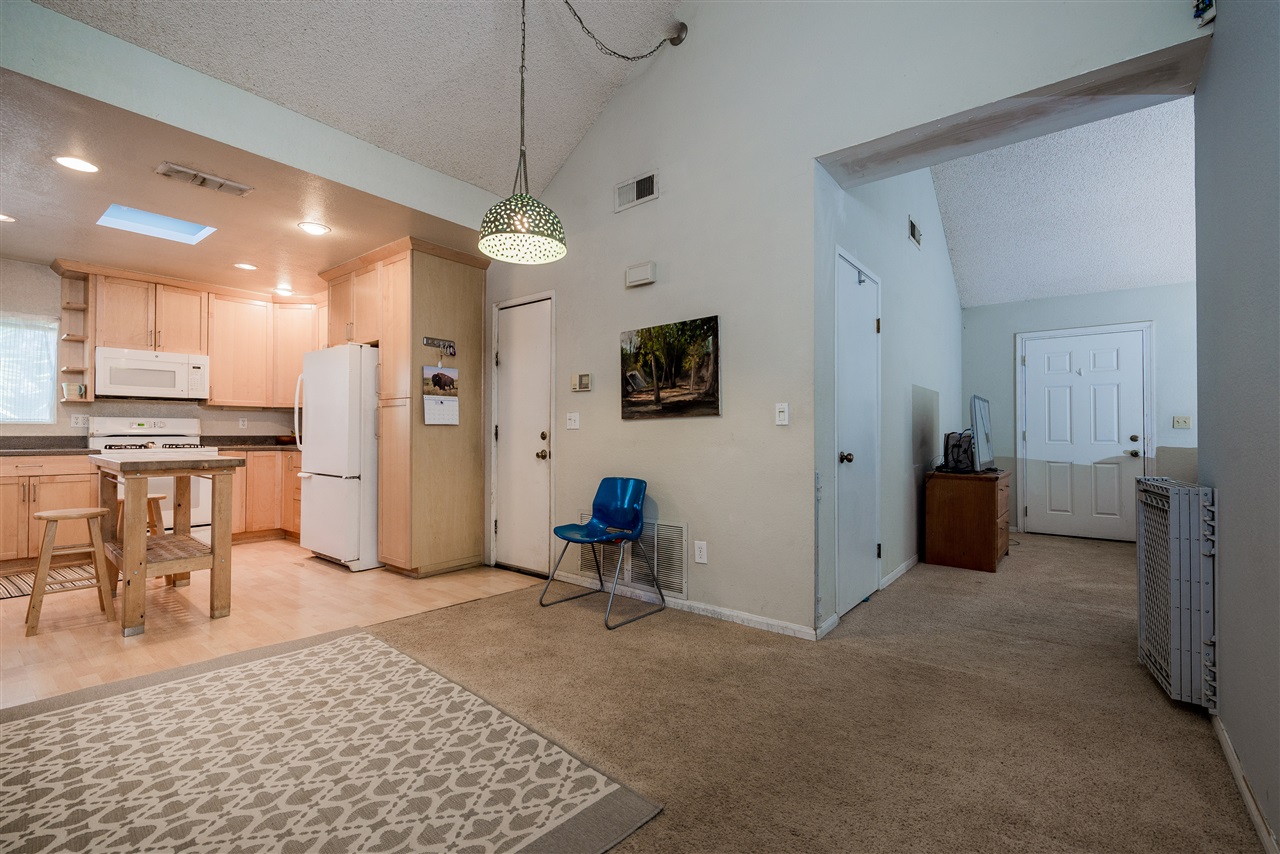 3040 Highlands Way Spring Valley, CA 91977 - Photo 8 of 25