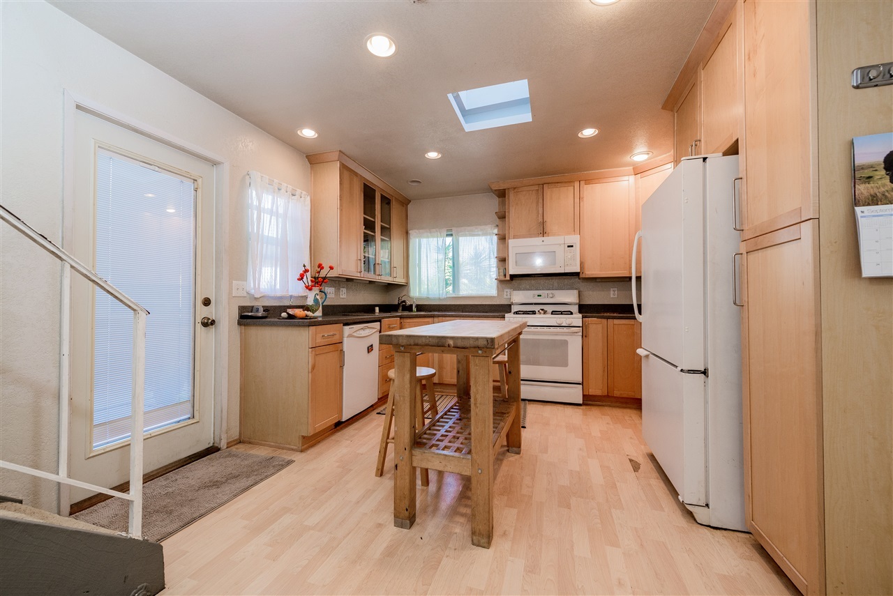 3040 Highlands Way Spring Valley, CA 91977 - Photo 9 of 25