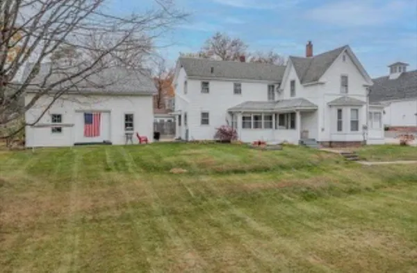 $1,850 | 283 Chesley Hill Road, Unit B, Rochester, NH 03839