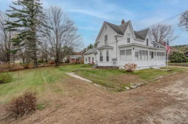 $1,850 | 283 Chesley Hill Road, Unit B, Rochester, NH 03839