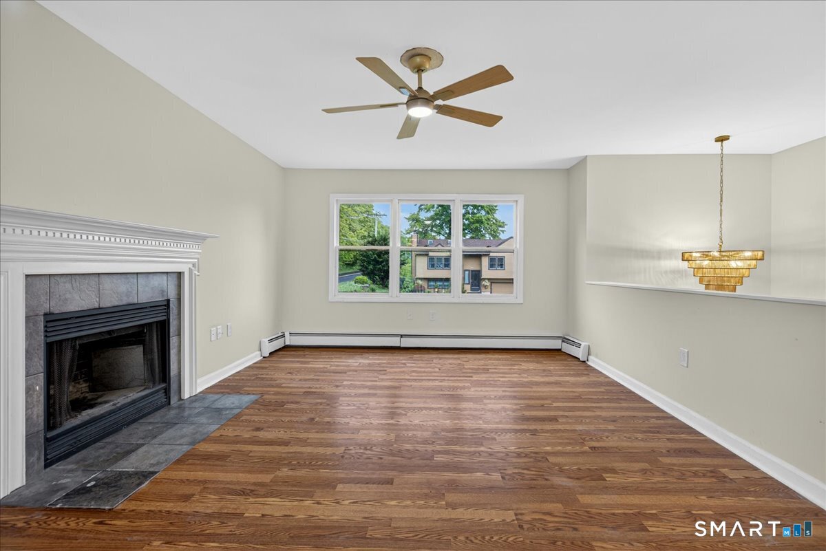 492 Long Hill Road Middletown, CT 06457 - Photo 3 of 40