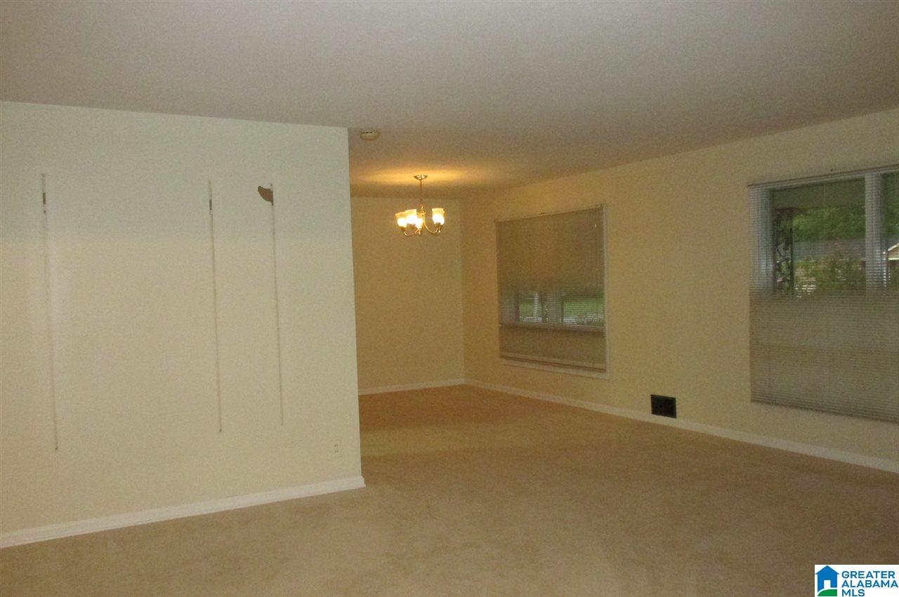 1271 Sangster Road Gadsden, AL 35901 - Photo 3 of 22