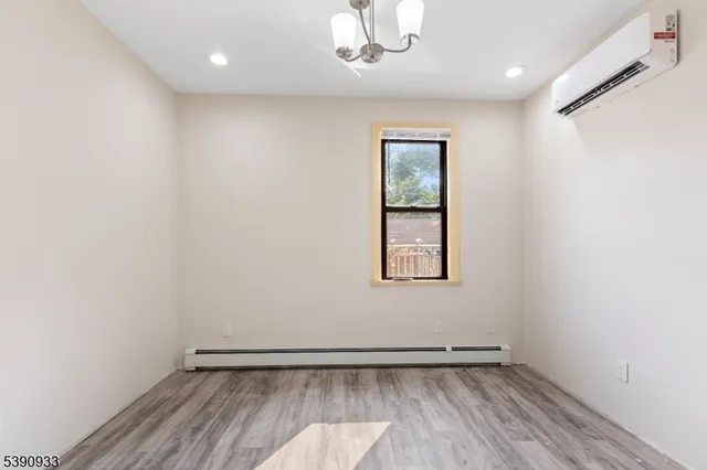 $2,500 | 108 Paine Avenue, Unit 1, Irvington, NJ 07111