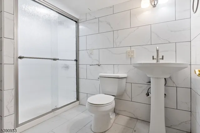 $2,500 | 108 Paine Avenue, Unit 1, Irvington, NJ 07111