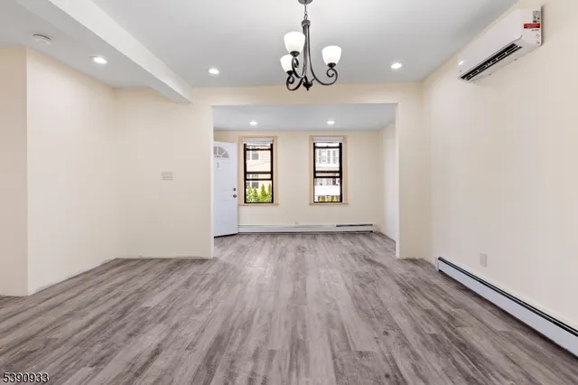 $2,500 | 108 Paine Avenue, Unit 1, Irvington, NJ 07111