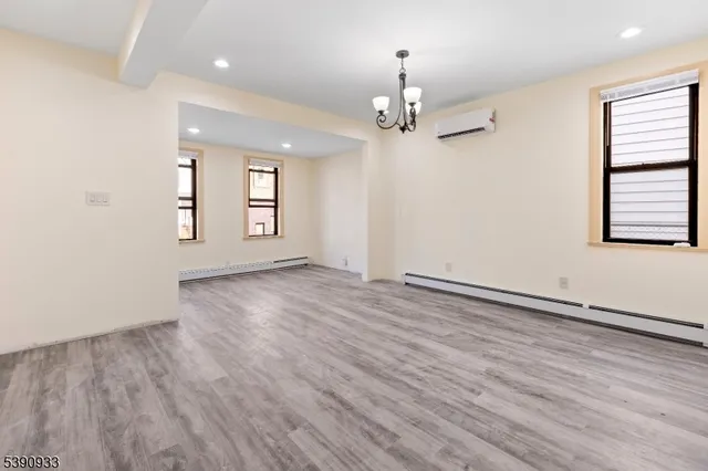 $2,500 | 108 Paine Avenue, Unit 1, Irvington, NJ 07111