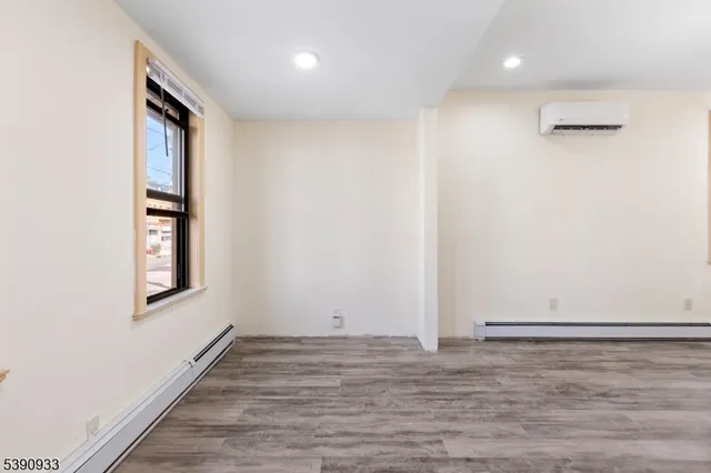 $2,500 | 108 Paine Avenue, Unit 1, Irvington, NJ 07111