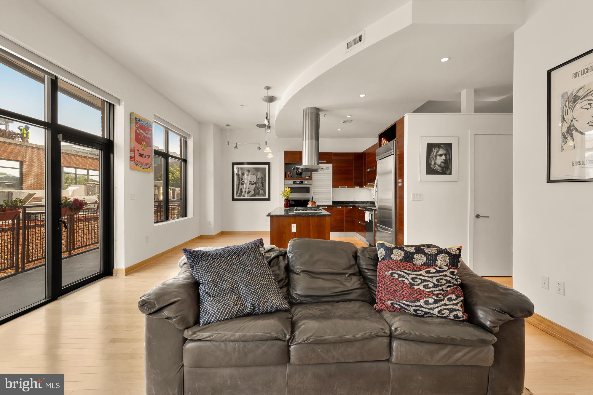 1413 P Street Northwest, Unit 404 Washington, DC 20005 - Photo 15 of 31