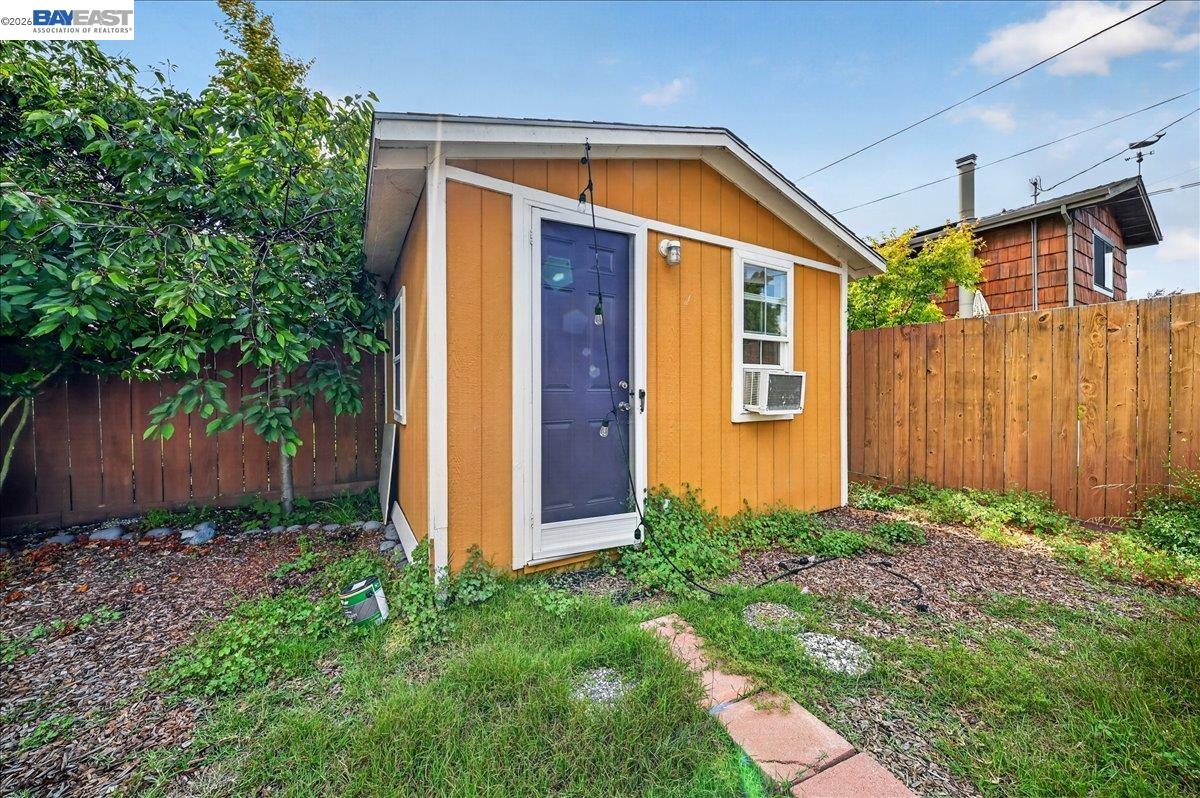 1175 Camelia Street Berkeley, CA 94702 - Photo 56 of 58