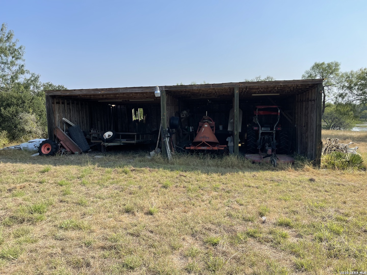 330 County Road 412 Three Rivers, TX 78071 - Photo 4 of 11