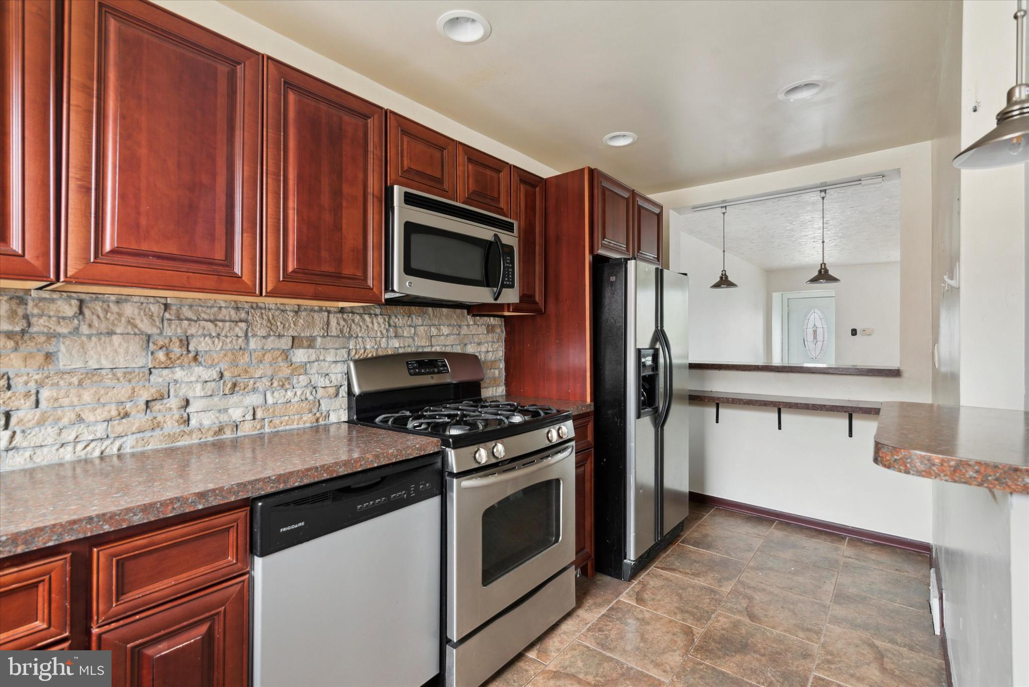 8538 Provident Road Philadelphia, PA 19150 - Photo 8 of 16 Gallery Image 8