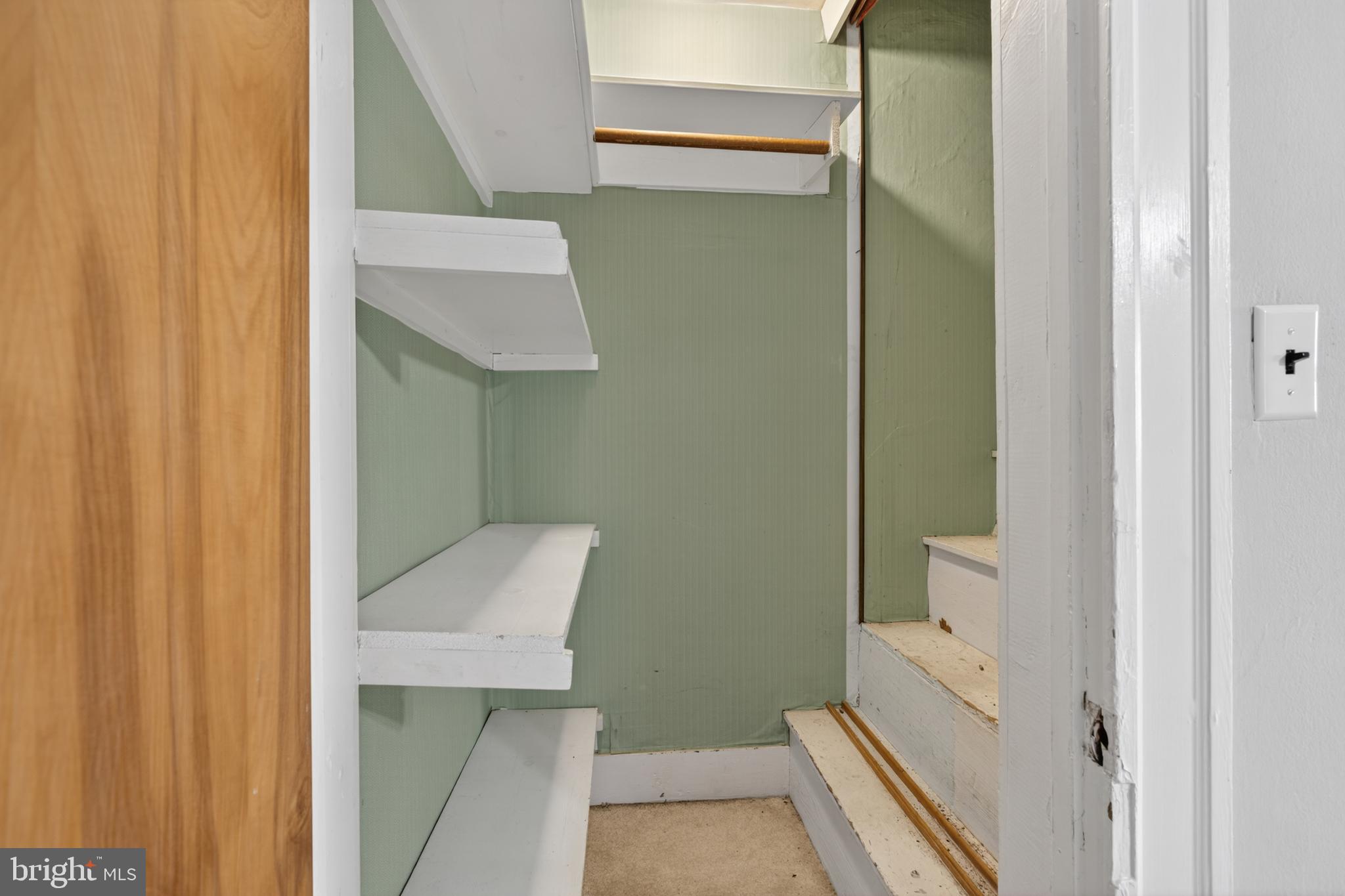 9 Rognel Avenue Baltimore, MD 21228 - Photo 31 of 47