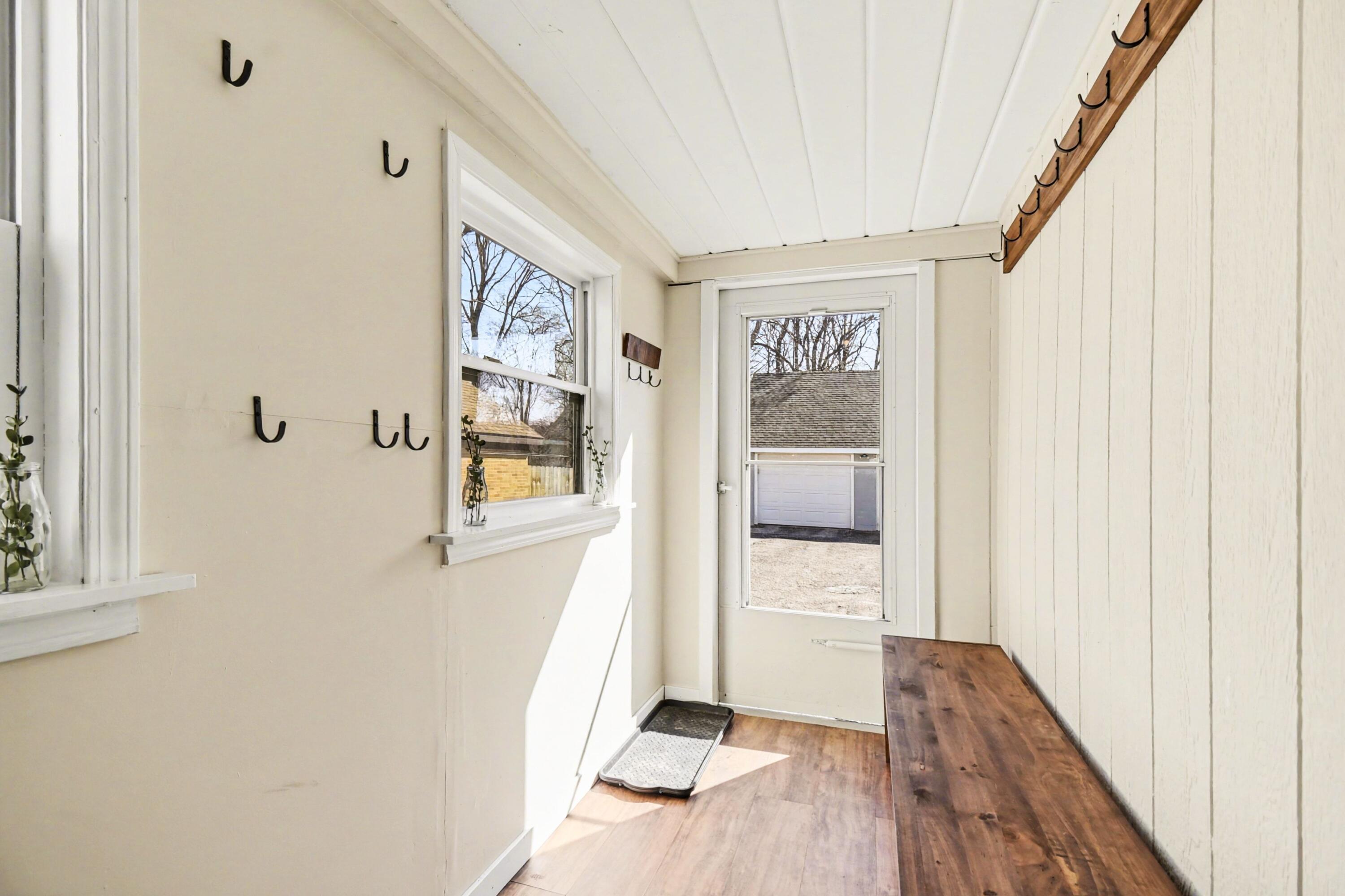 207 South Locust Street Wayland, MI 49348 - Photo 14 of 30 014_file_2333