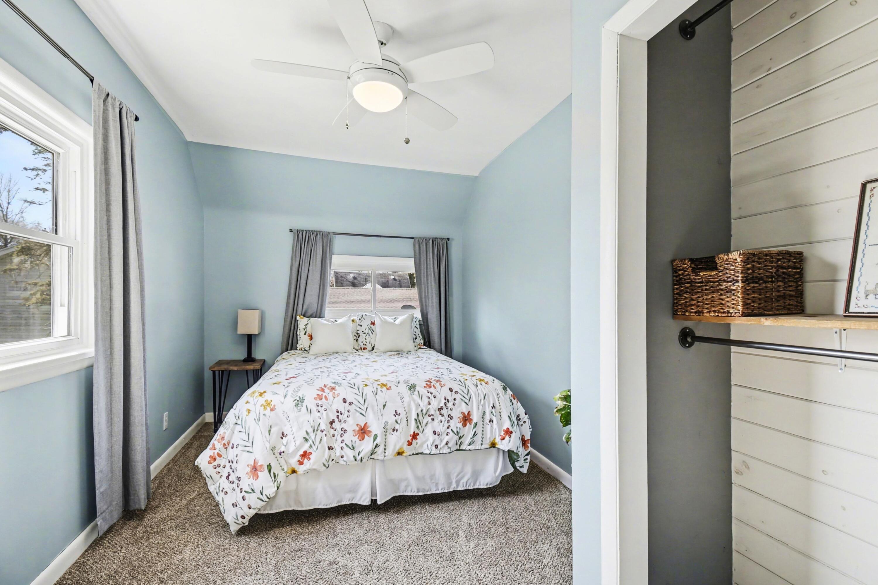 207 South Locust Street Wayland, MI 49348 - Photo 17 of 30 018_file_4046