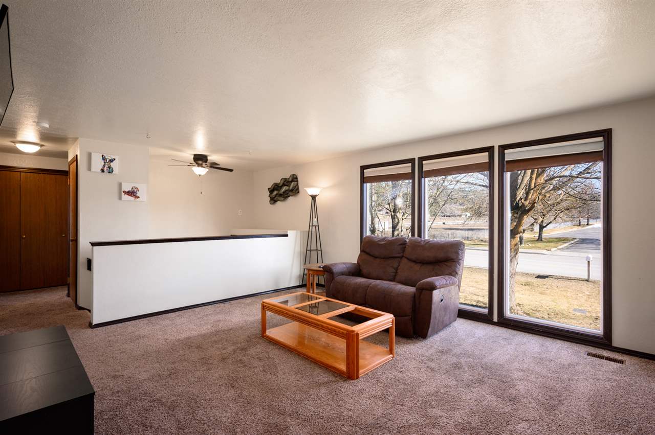 5417 North Evergreen Road Spokane Valley, WA 99216 - Photo 2 of 20 Gallery Image 2