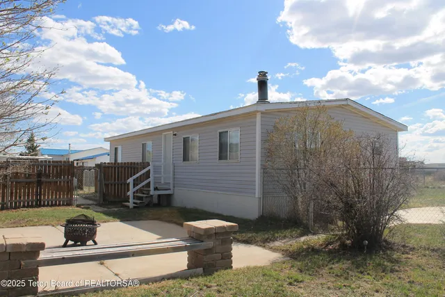 $150,000 | 7 North Schmid Drive, La Barge, WY 83123
