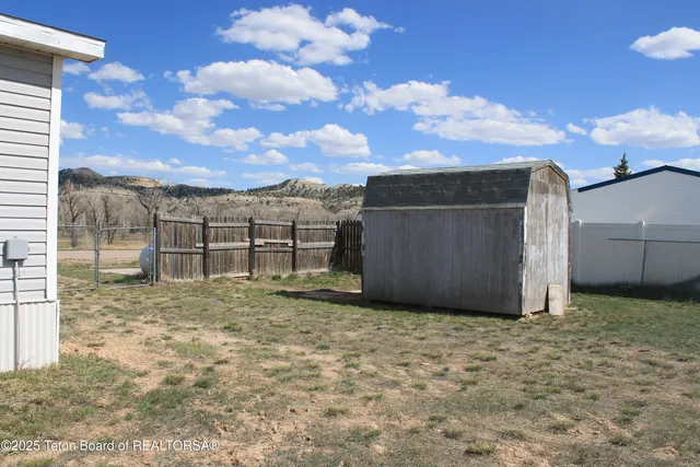 $150,000 | 7 North Schmid Drive, La Barge, WY 83123