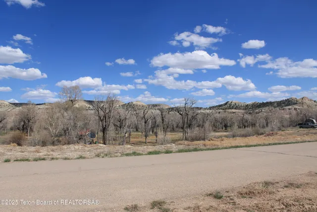 $150,000 | 7 North Schmid Drive, La Barge, WY 83123