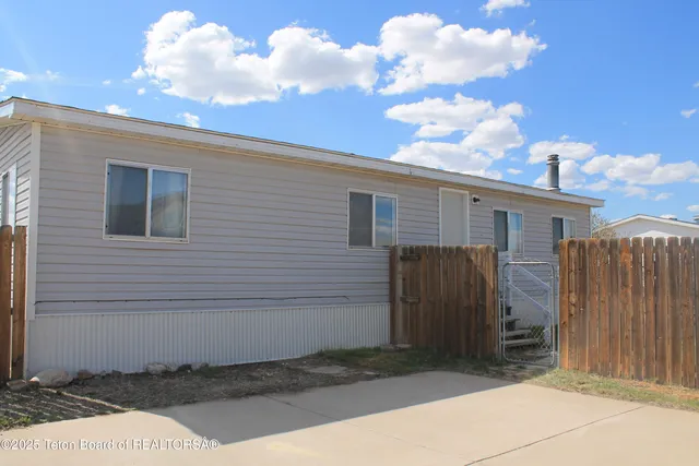 $150,000 | 7 North Schmid Drive, La Barge, WY 83123