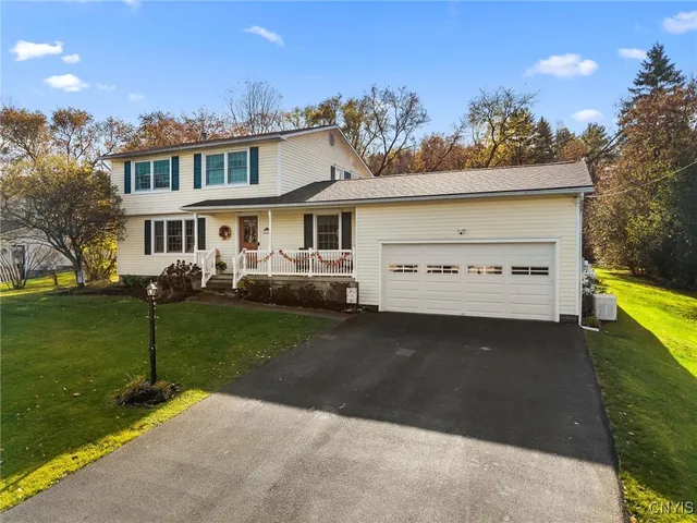 $352,000 | 2790 Ross Drive, Brutus, NY 13166