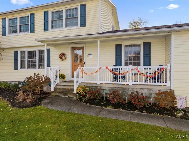 $352,000 | 2790 Ross Drive, Brutus, NY 13166