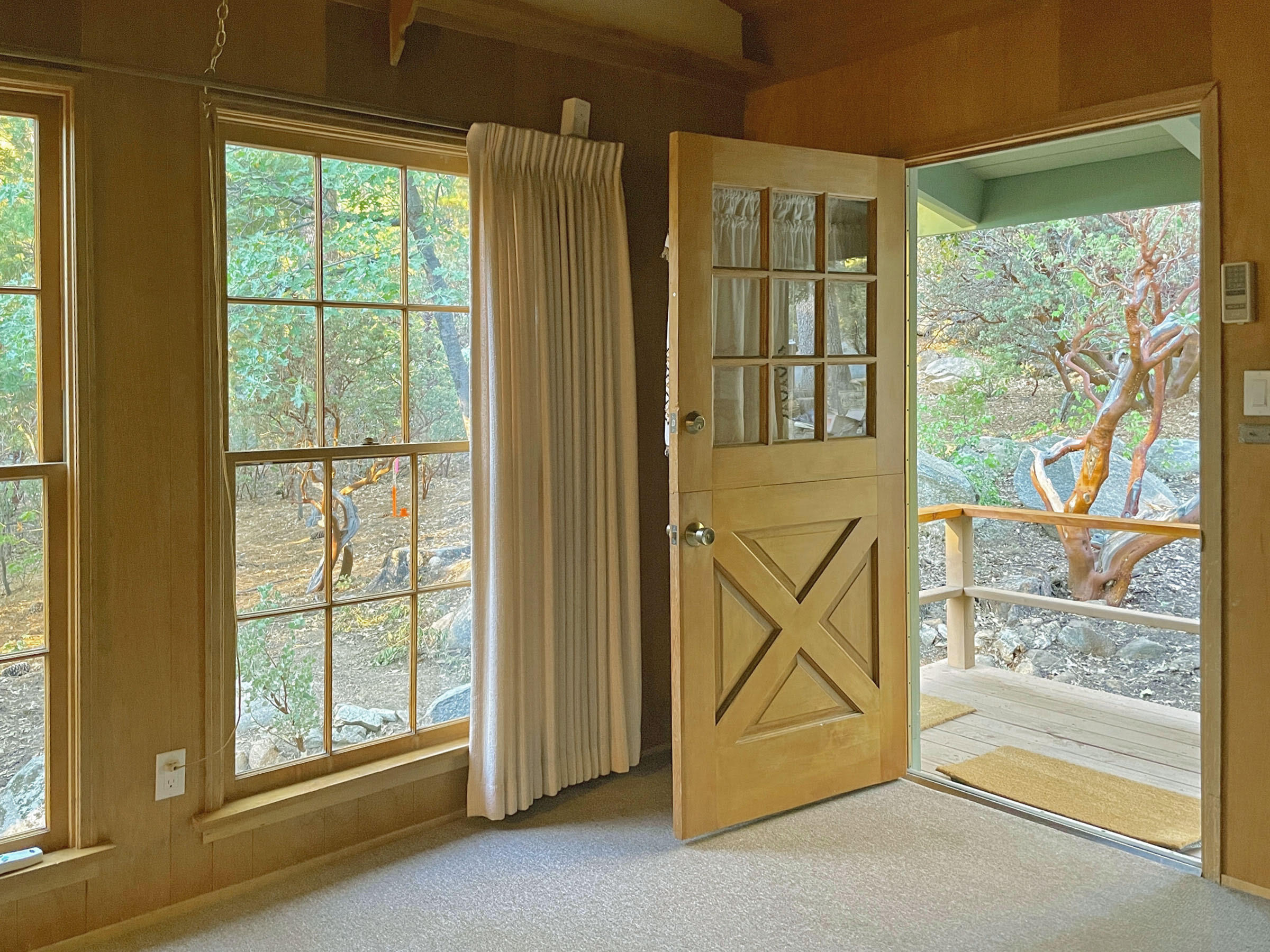 25465 Seneca Road Idyllwild, CA 92549 - Photo 14 of 38 a view of an entryway