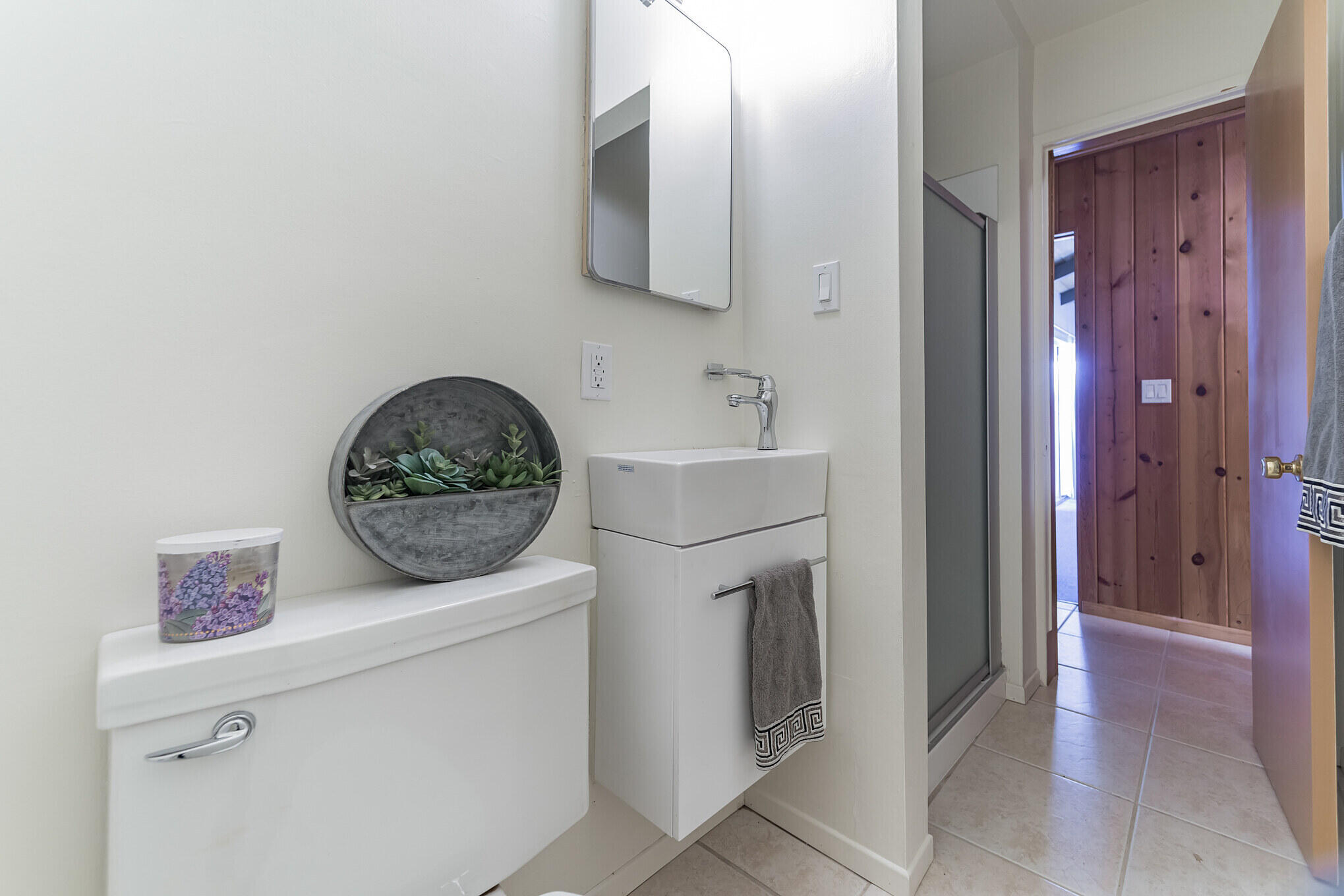 25465 Seneca Road Idyllwild, CA 92549 - Photo 24 of 38 a utility room with dryer and washer