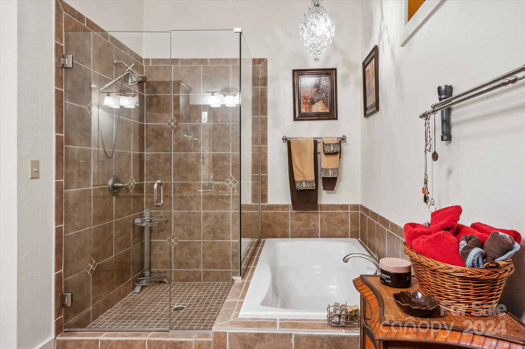 39 Elms Rest Cullowhee, NC 28723 - Photo 34 of 45 a bathroom with a bathtub
