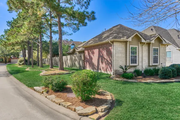 $399,000 | 3 Julienne Trace, The Woodlands, TX 77381