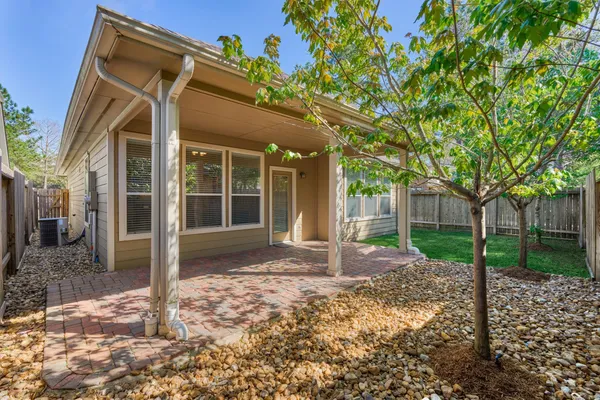 $399,000 | 3 Julienne Trace, The Woodlands, TX 77381