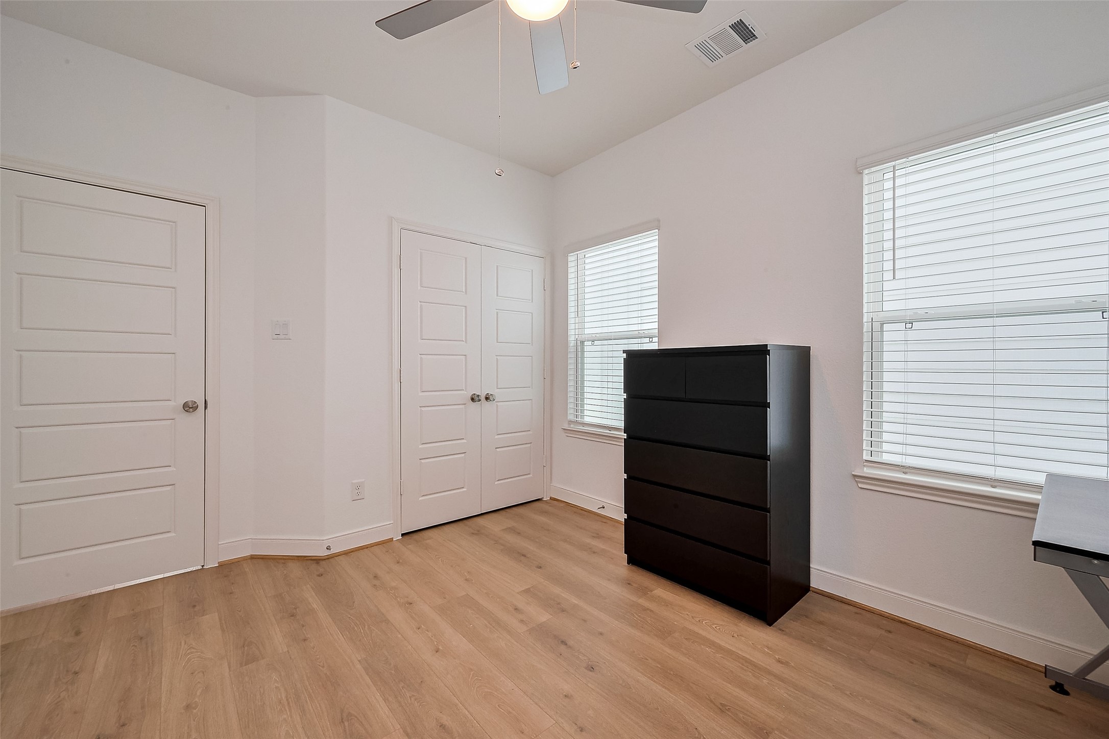 1615 Regents Gate Road Houston, TX 77080 - Photo 35 of 50