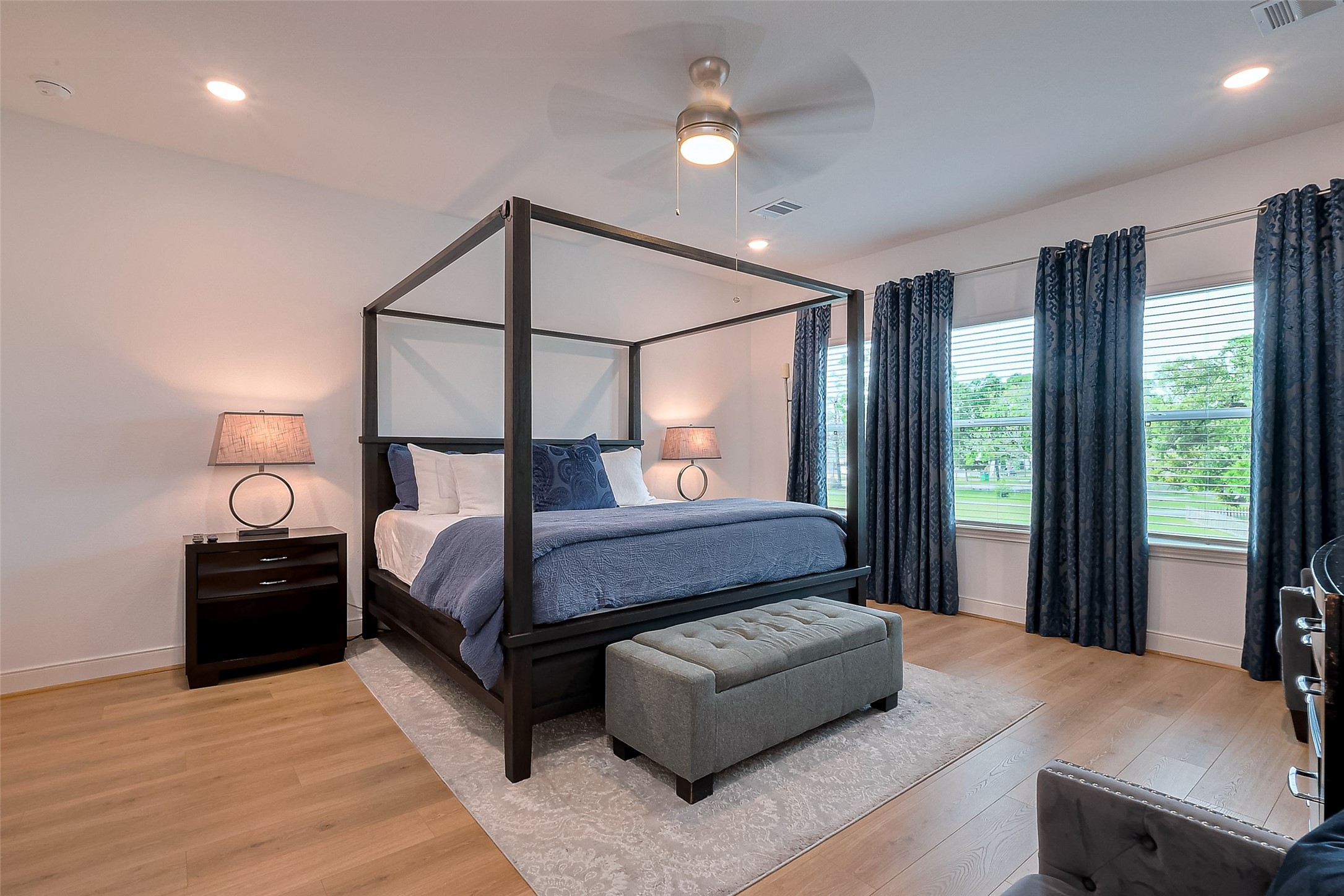 1615 Regents Gate Road Houston, TX 77080 - Photo 40 of 50