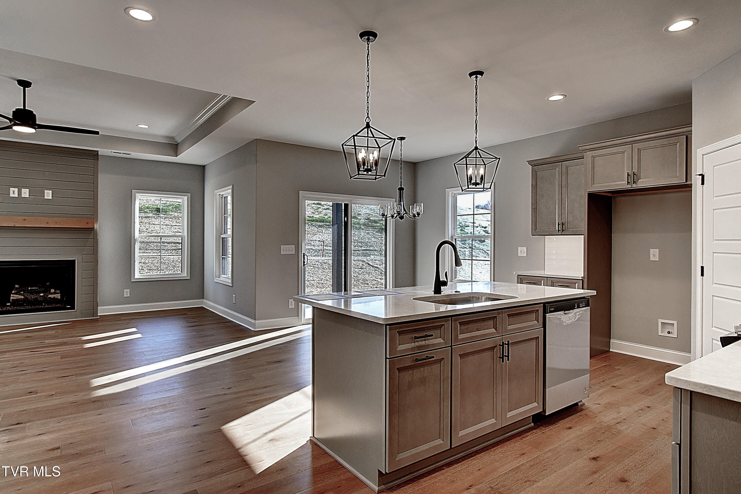 273 Ruby Rose Ridge Jonesborough, TN 37659 - Photo 12 of 30 DSC_0139And8more