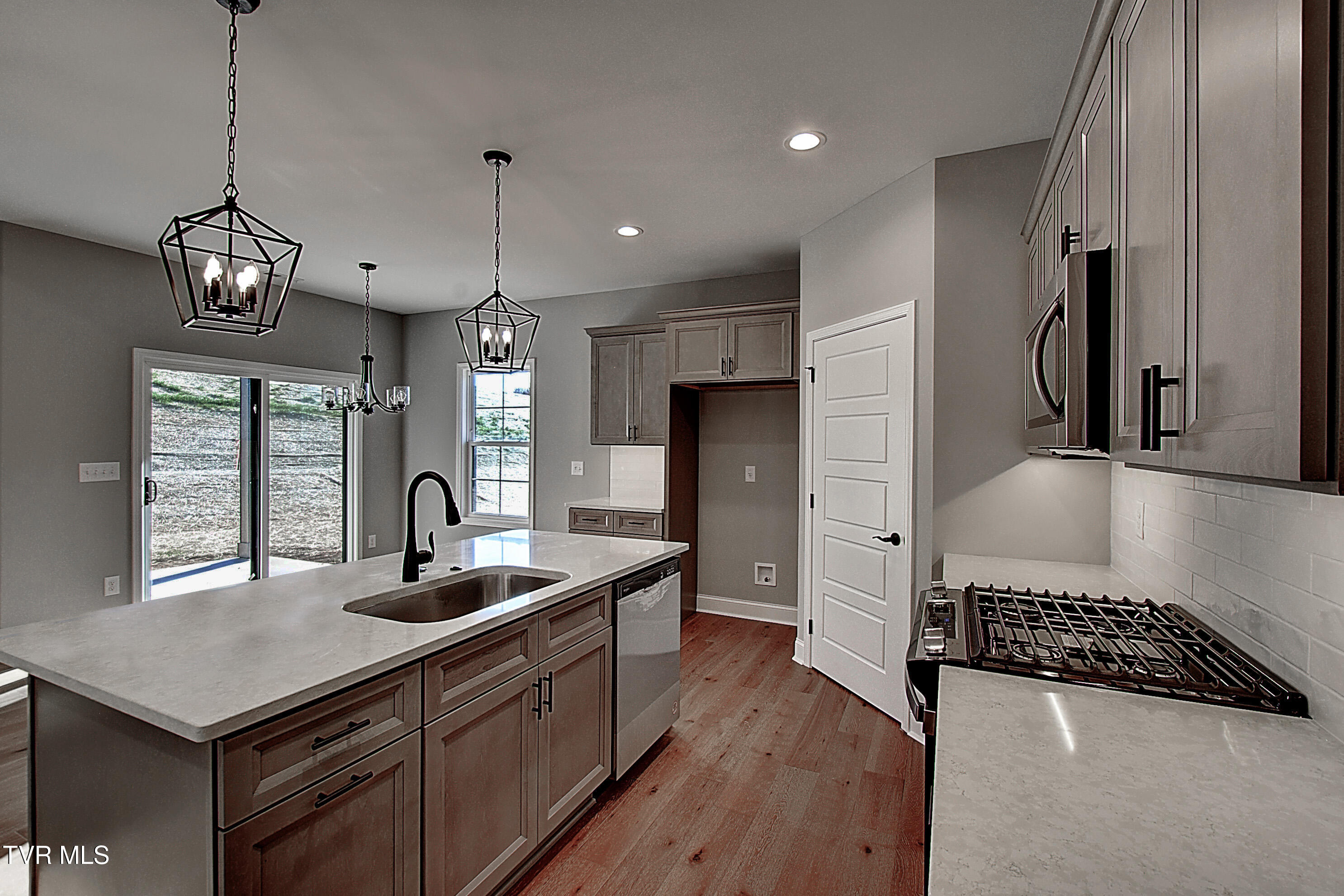 273 Ruby Rose Ridge Jonesborough, TN 37659 - Photo 13 of 30 DSC_0283And8more