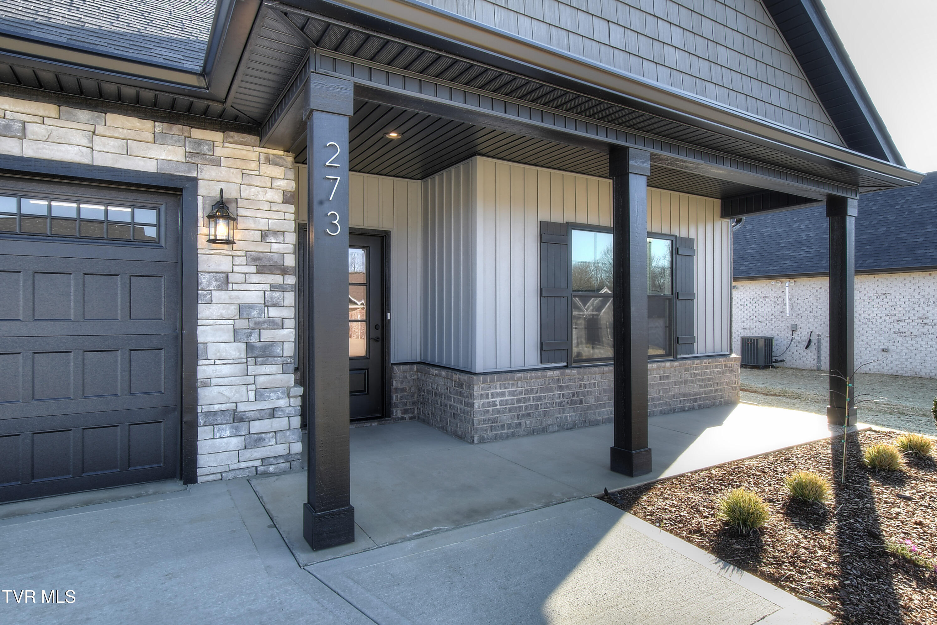 273 Ruby Rose Ridge Jonesborough, TN 37659 - Photo 4 of 30 4