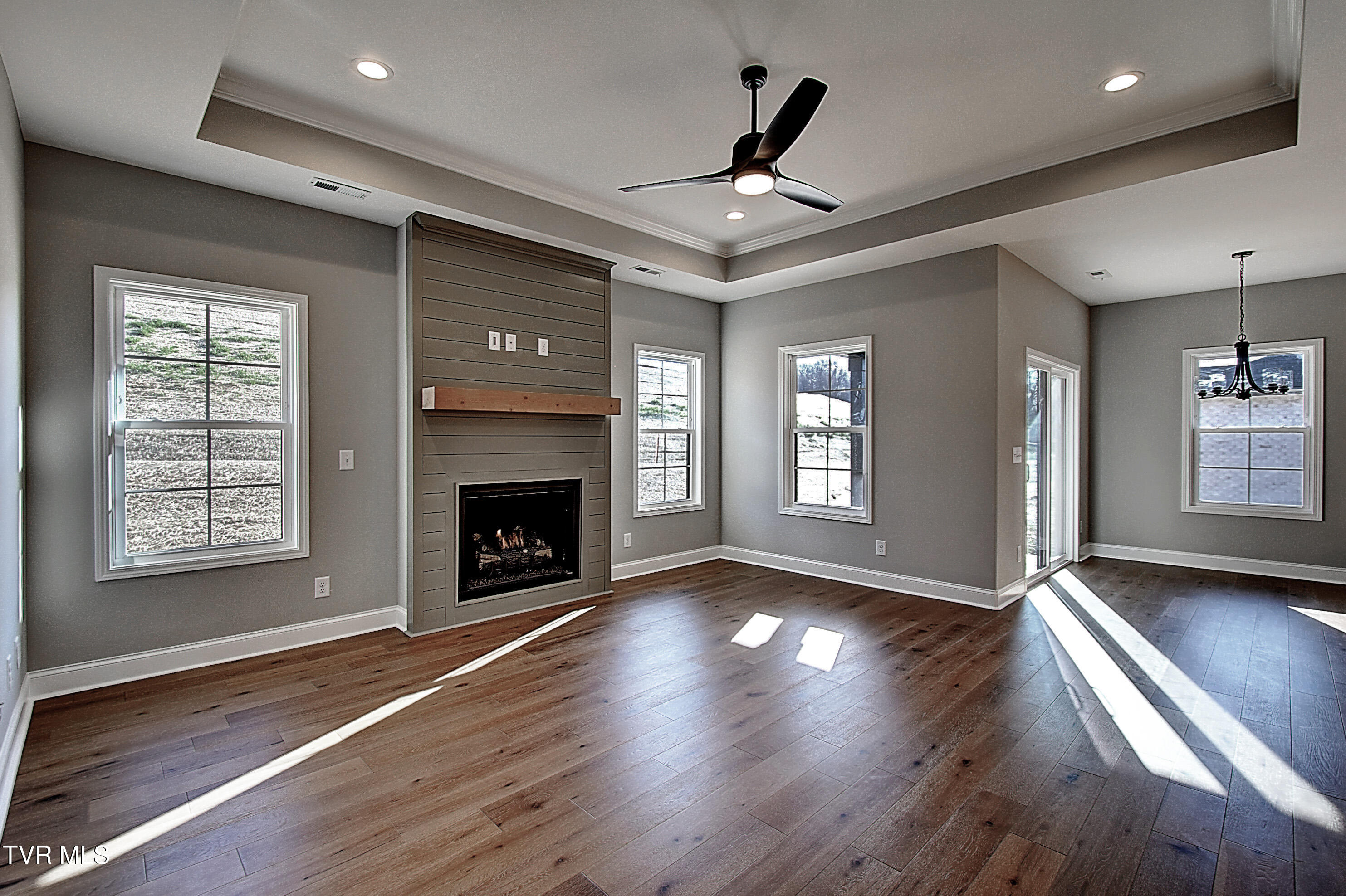 273 Ruby Rose Ridge Jonesborough, TN 37659 - Photo 7 of 30 DSC_0175And8more