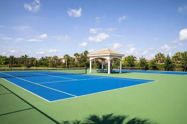a view of a tennis court