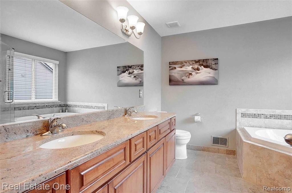 1838 Mackwood Road Rochester, MI 48307 - Photo 29 of 44