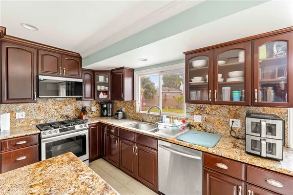 $900,000 | 12738 Gurley Avenue, Downey, CA 90242