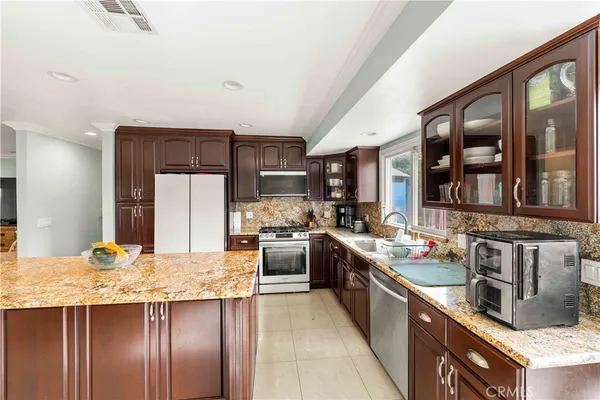 $900,000 | 12738 Gurley Avenue, Downey, CA 90242