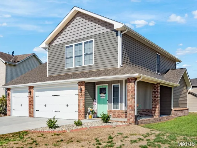 $2,800 | 3713 Justine Drive, Granite City, IL 62040