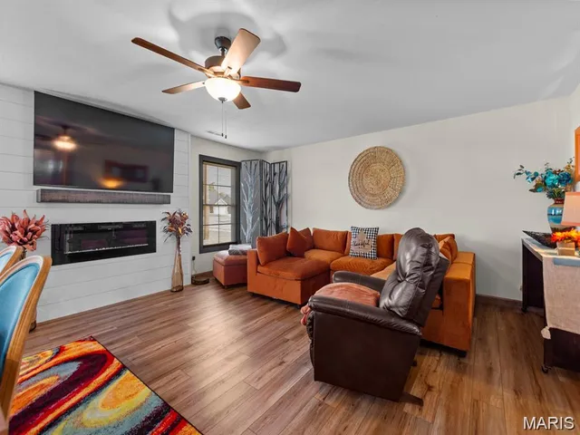 $2,800 | 3713 Justine Drive, Granite City, IL 62040